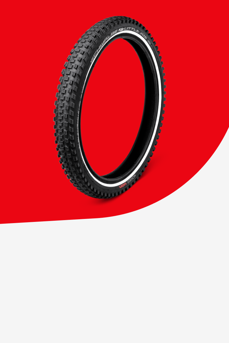 Detail van de voorband van de woom GO 3 kinderfiets.
